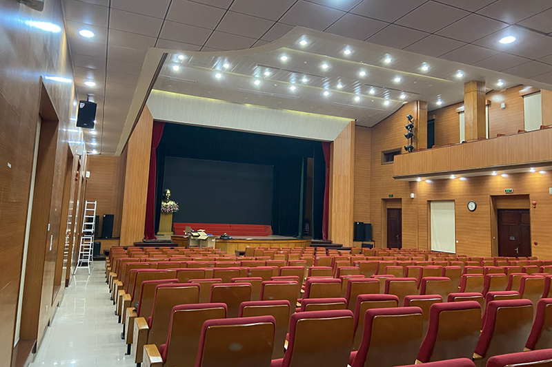 Cấu hình âm thanh hội trường diện tích 200m2 Cấu hình âm thanh hội trường diện tích 200m2