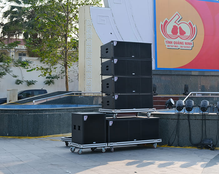 Nên chọn mua loa kéo array thế nào? Nên chọn mua loa kéo array thế nào?