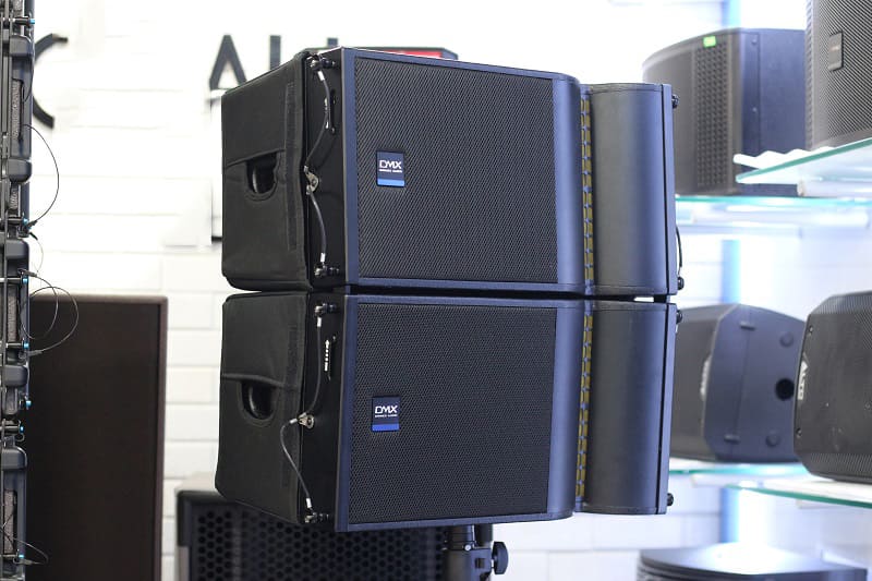 Chọn line array tích hợp đầy đủ các tính năng