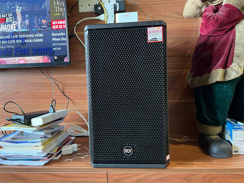 Loa full bass 30 RCF X-MAX 12: 35.000.000 VNĐ Loa full bass 30 RCF X-MAX 12: 35.000.000 VNĐ